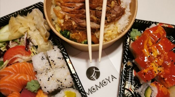 MOMOYA